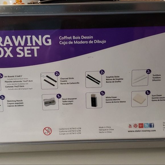 30 pc Drawing Box Set - Picture 2 of 2